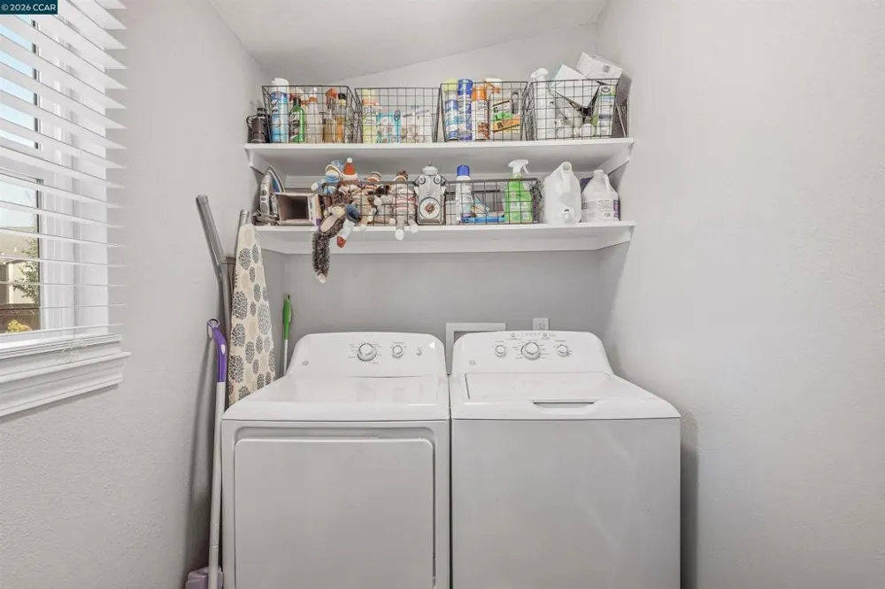 322 Coghlan St Vallejo, CA 94590