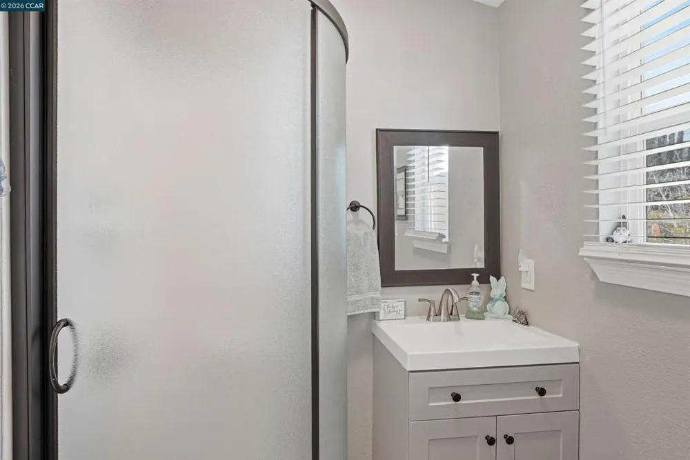322 Coghlan St Vallejo, CA 94590