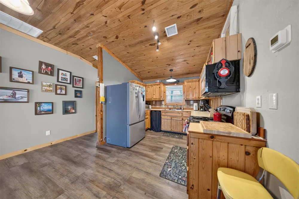 4082 E 4675 ROAD Adair, OK 74330