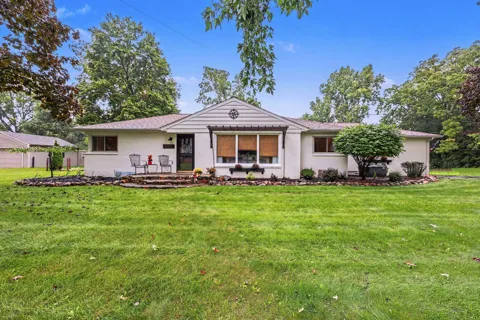 1014 Crestwood Lane