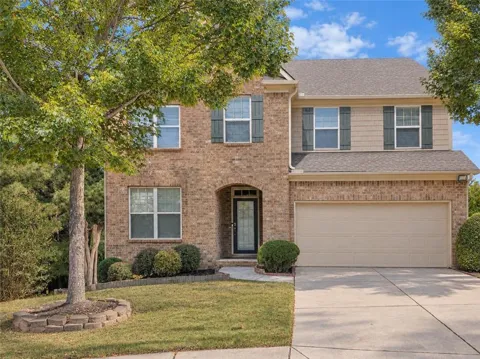 3422 Fallen Oak Drive