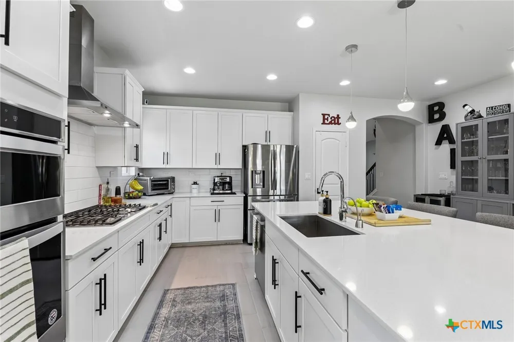 2282 Kiskadee Drive New Braunfels, TX 78132