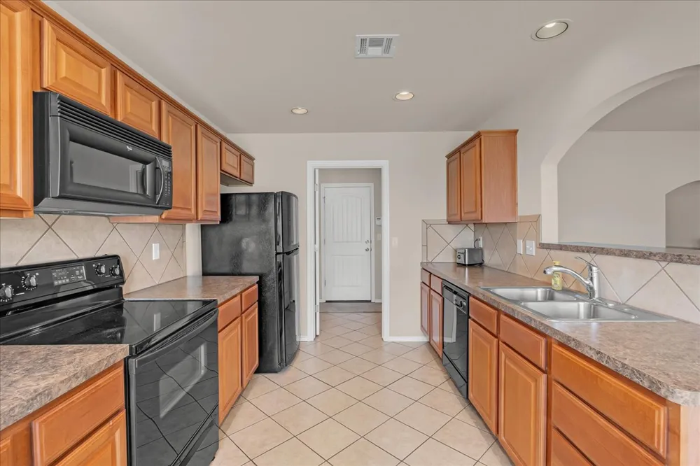 6692 E 130th Place S Bixby, OK 74008