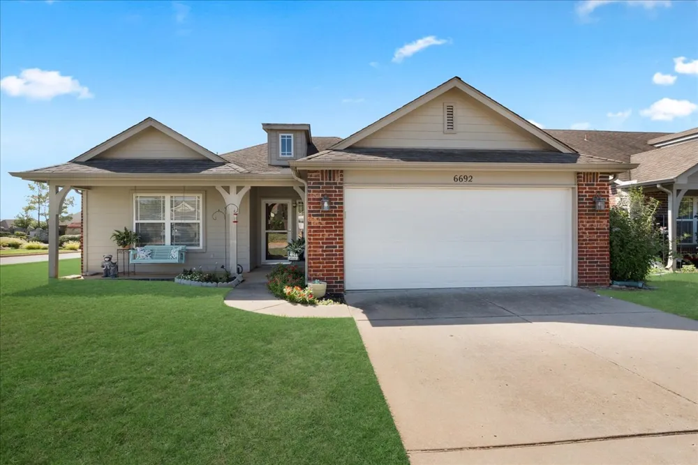 6692 E 130th Place S Bixby, OK 74008