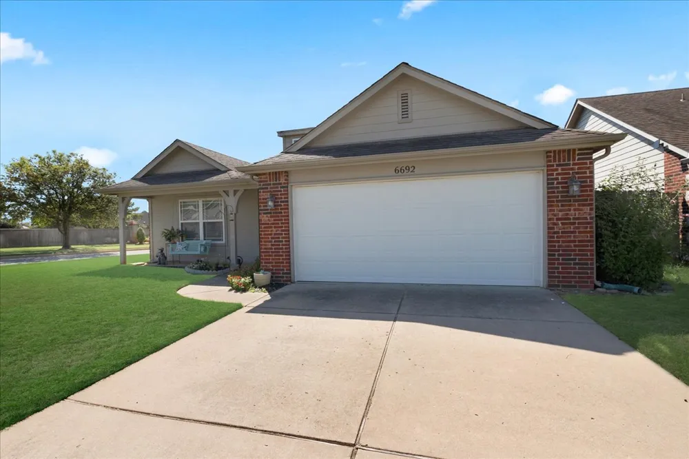 6692 E 130th Place S Bixby, OK 74008