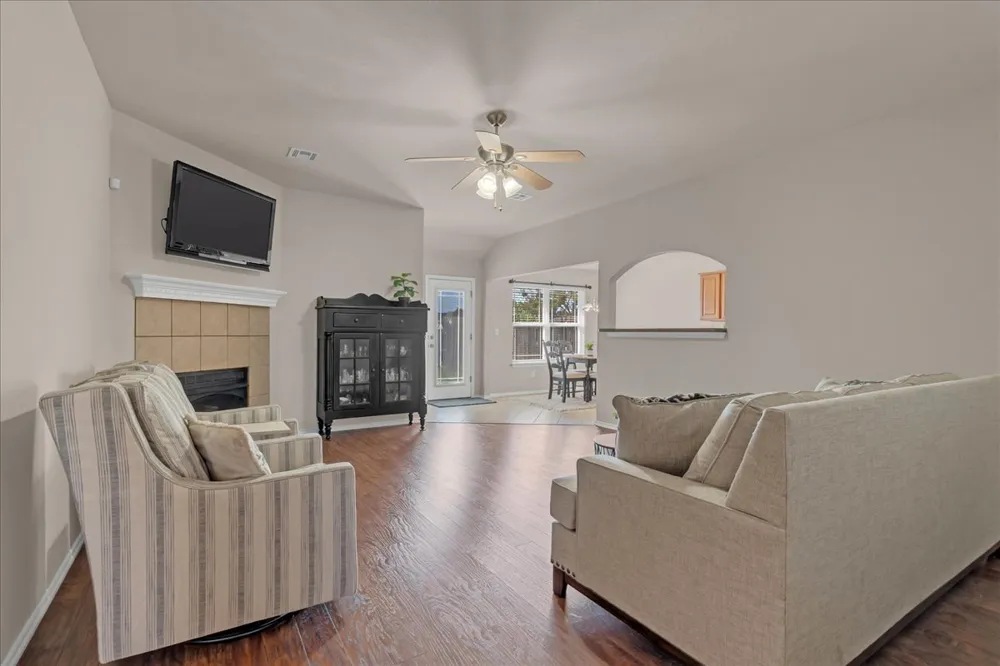 6692 E 130th Place S Bixby, OK 74008
