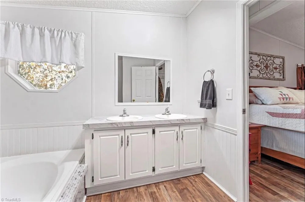 121 Regatta Lane Mooresville, NC 28115