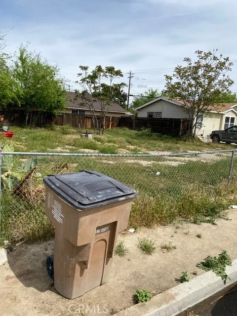 904 Curtis Drive Bakersfield, CA 93307