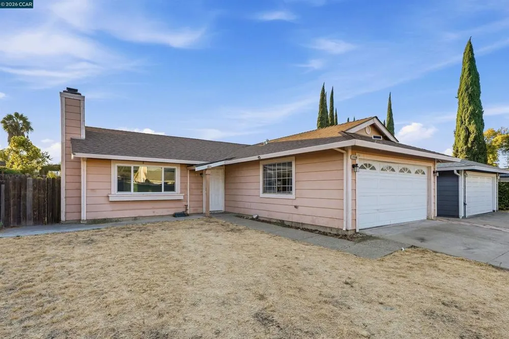 2036 Seward Dr Pittsburg, CA 94565