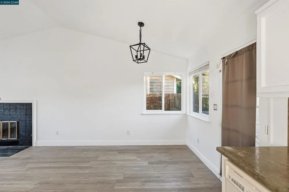 2036 Seward Dr Pittsburg, CA 94565