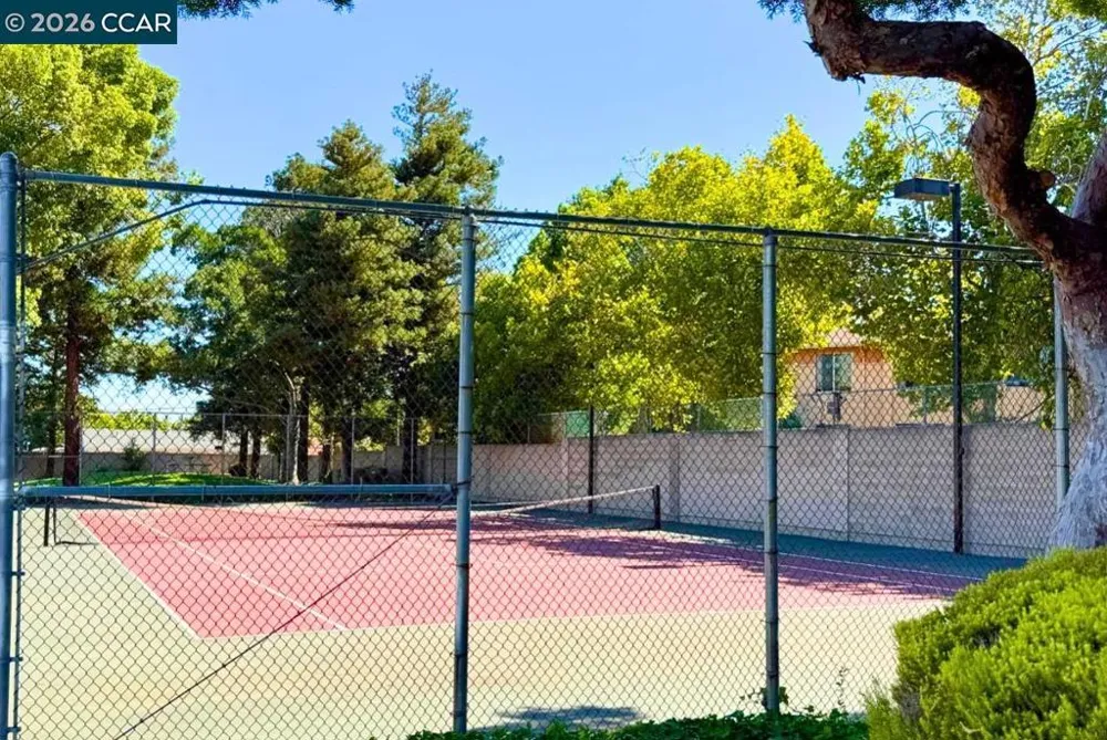 2036 Seward Dr Pittsburg, CA 94565