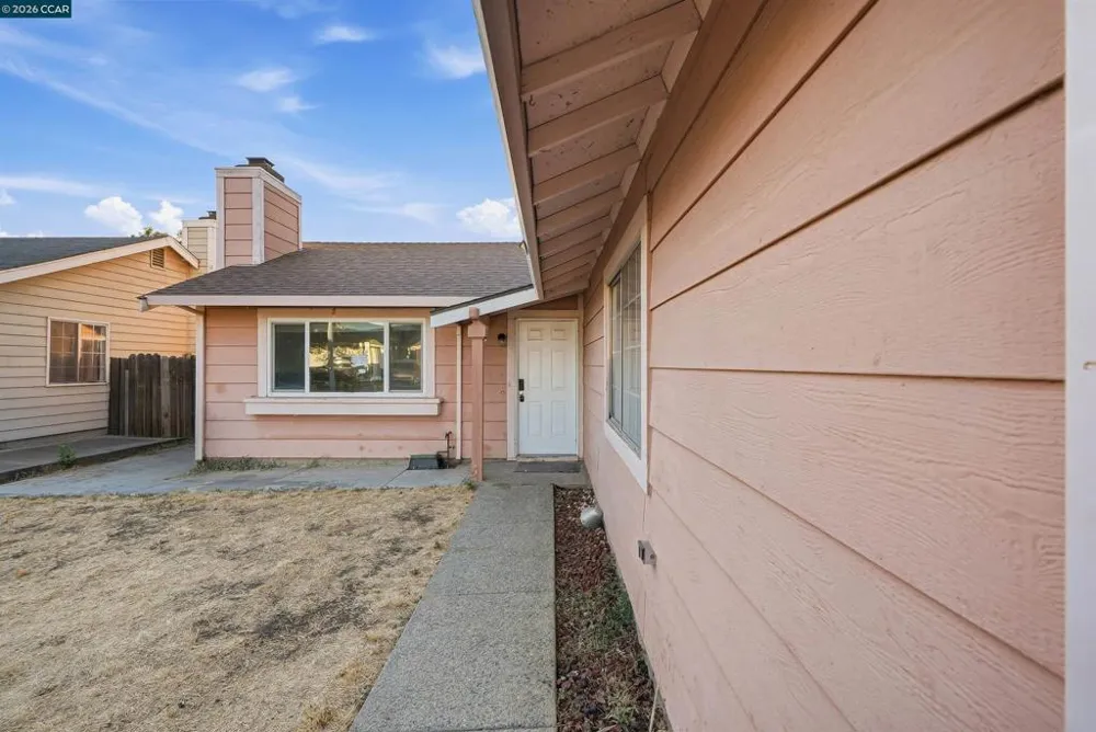 2036 Seward Dr Pittsburg, CA 94565