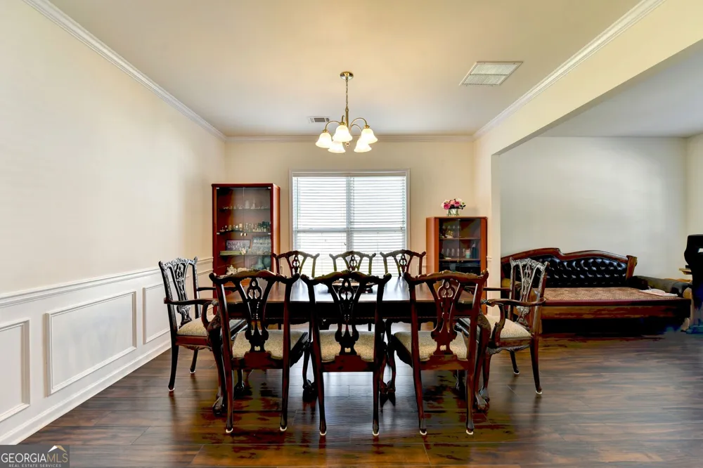 3416 Big Leaf CT Buford, GA 30519