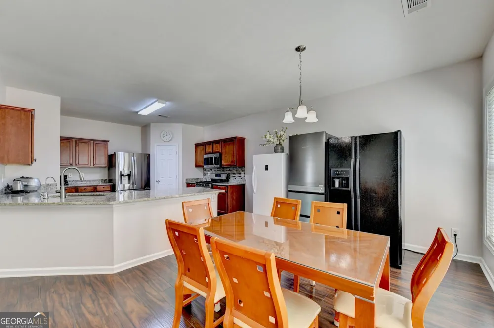 3416 Big Leaf CT Buford, GA 30519