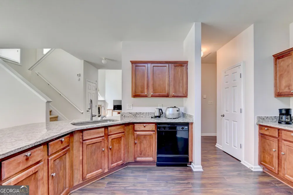 3416 Big Leaf CT Buford, GA 30519
