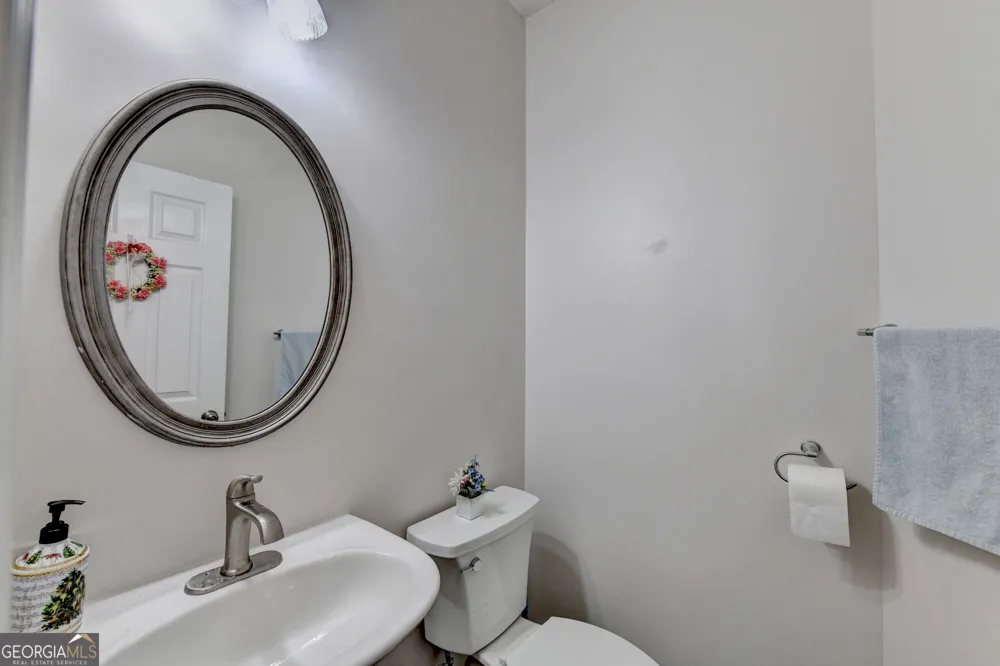 3416 Big Leaf CT Buford, GA 30519
