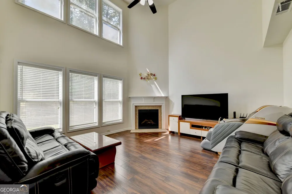 3416 Big Leaf CT Buford, GA 30519