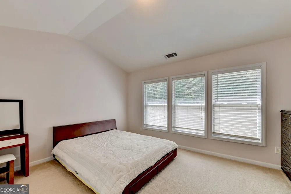 3416 Big Leaf CT Buford, GA 30519