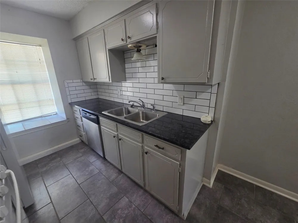 1717 Locust Street #6 Denton, TX 76201