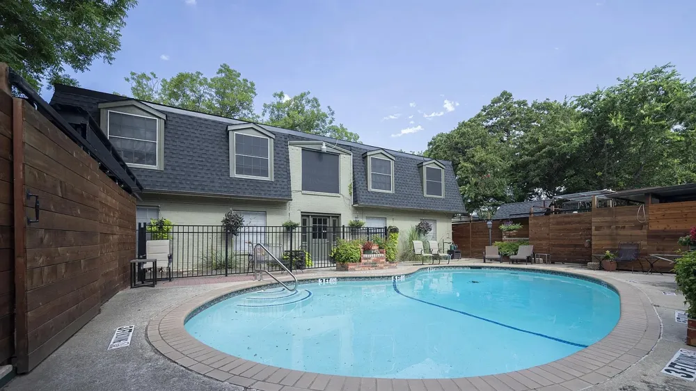 1717 Locust Street #6 Denton, TX 76201