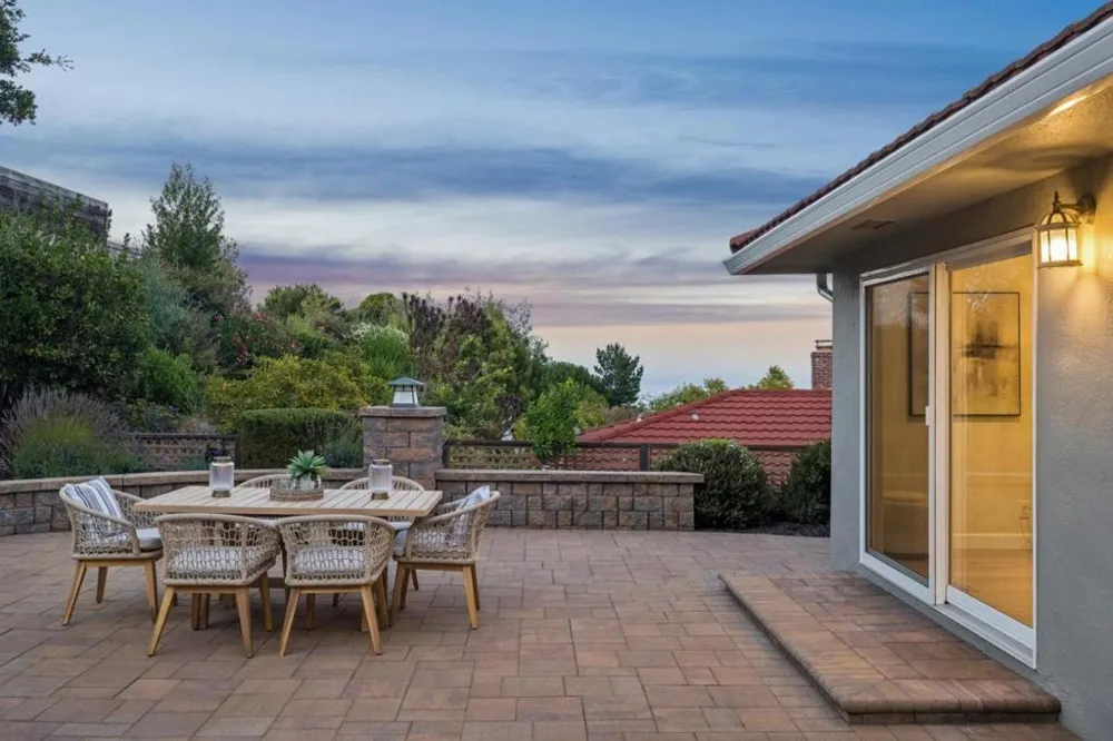 1252 Lake Street Millbrae, CA 94030