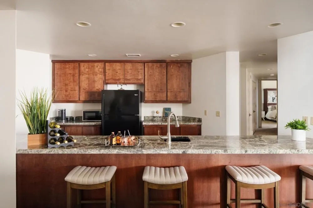 779 Barbara Ave Solana Beach, CA 92075