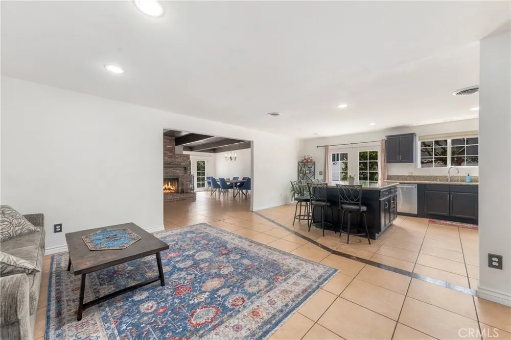 24118 Mobile Street West Hills, CA 91307