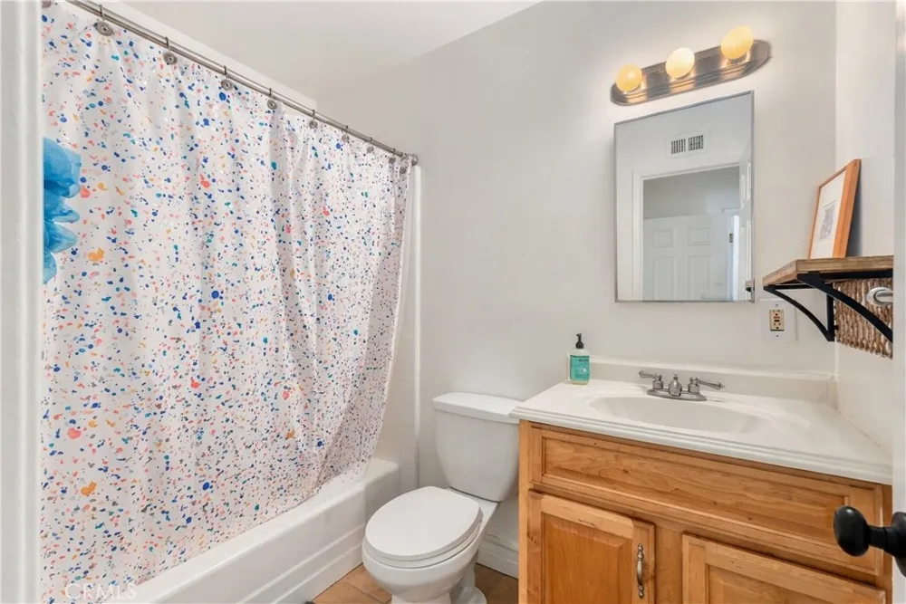 24118 Mobile Street West Hills, CA 91307