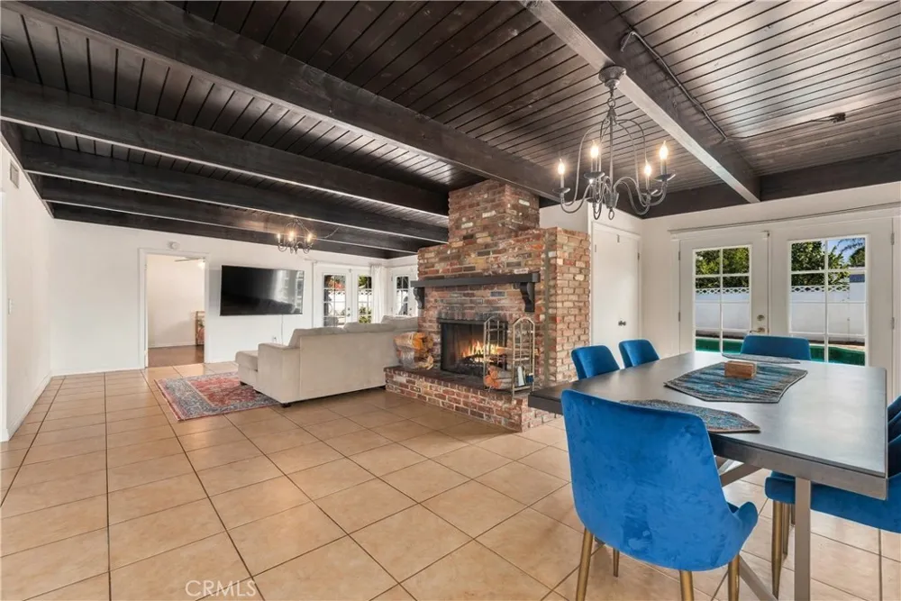 24118 Mobile Street West Hills, CA 91307