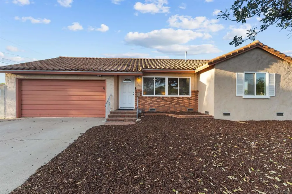 7480 Baltic San Diego, CA 92111