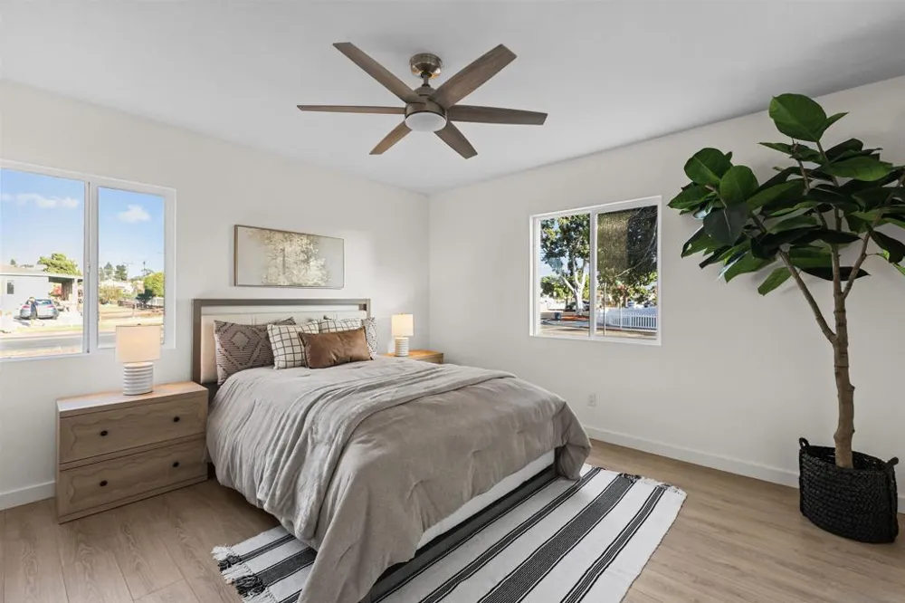 7480 Baltic San Diego, CA 92111