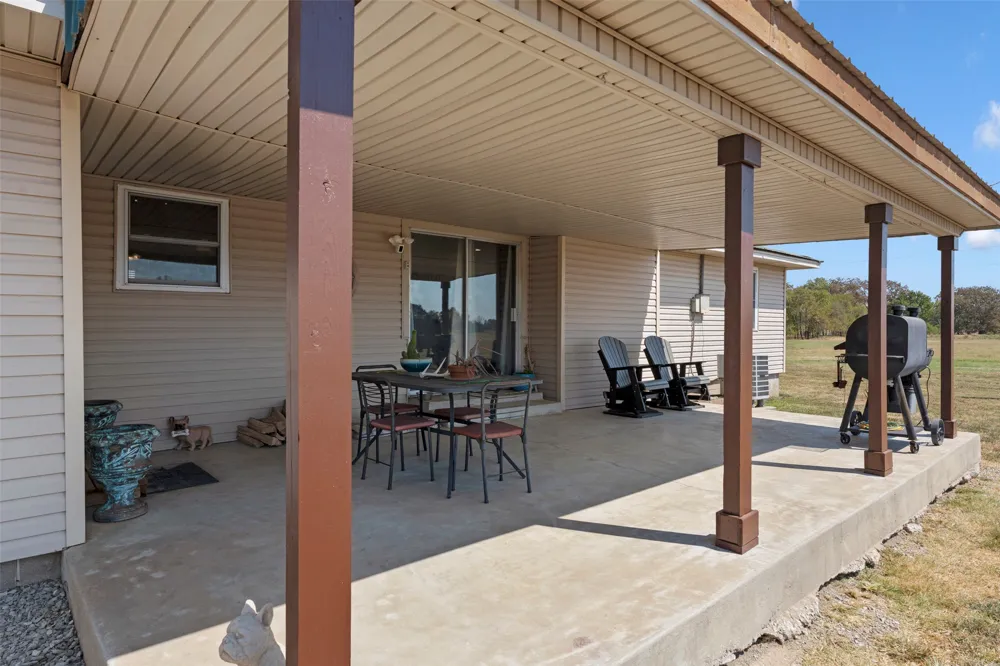 2315 W 350 ROAD Big Cabin, OK 74332