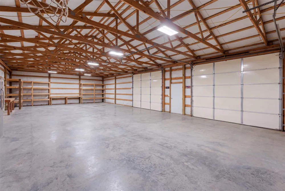 2315 W 350 ROAD Big Cabin, OK 74332