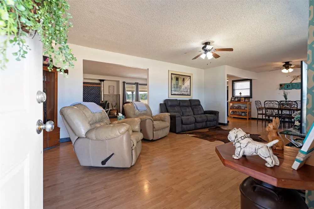2315 W 350 ROAD Big Cabin, OK 74332