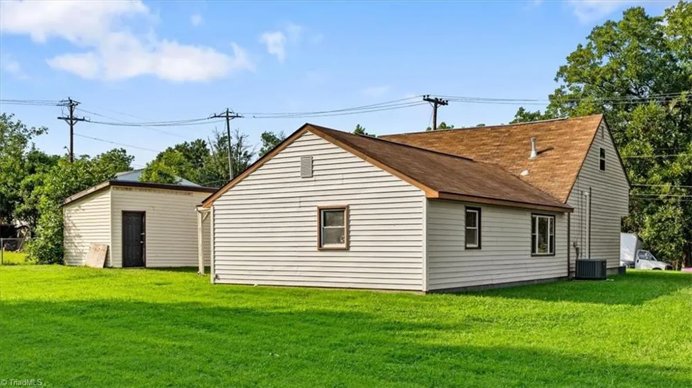 1404 Denim Road Greensboro, NC 27405