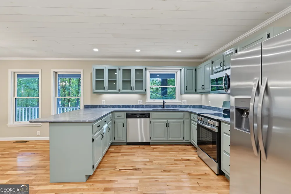 623 Deerfield DR Clayton, GA 30525