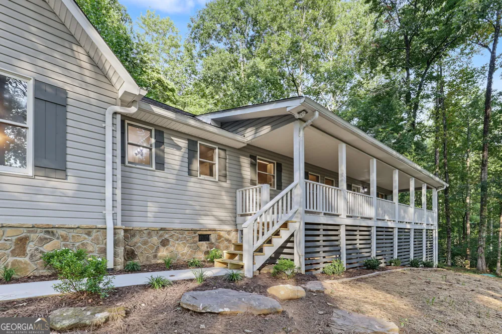 623 Deerfield DR Clayton, GA 30525