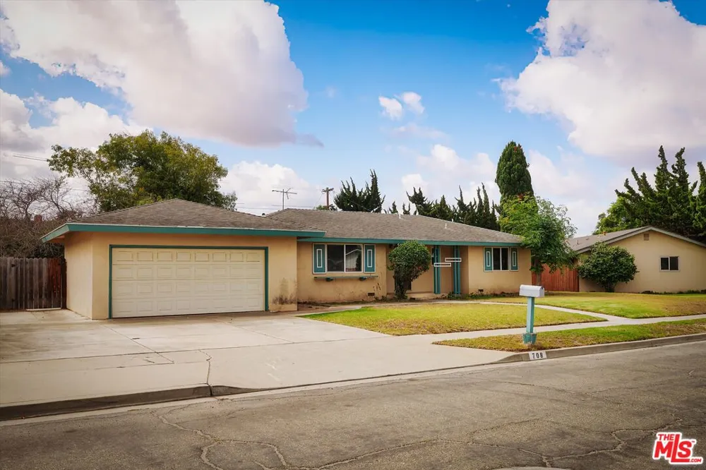 708 Loma Way Santa Maria, CA 93455