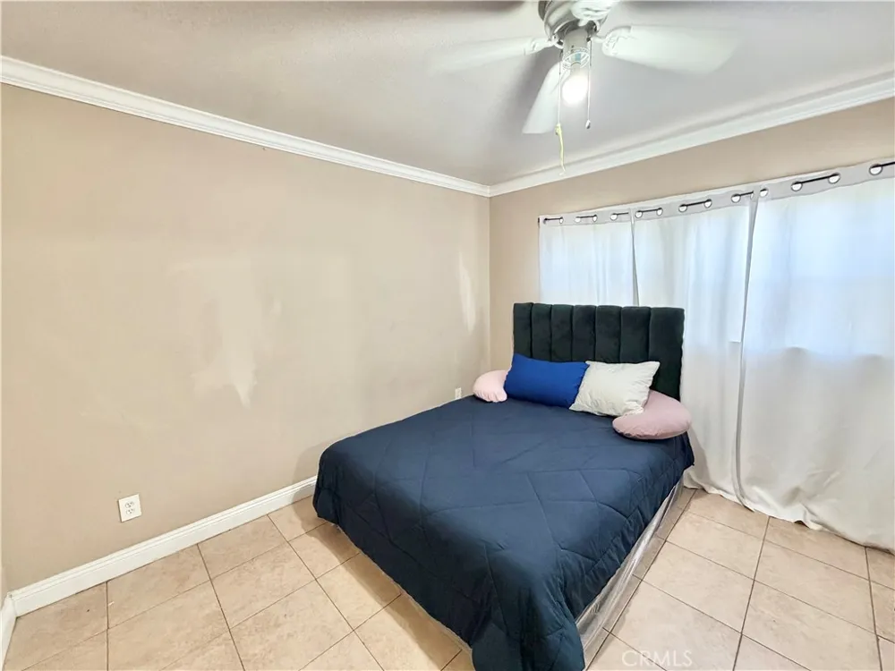 218 E 60th Street Los Angeles, CA 90003