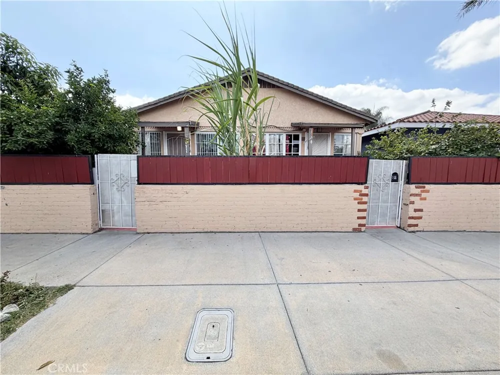 218 E 60th Street Los Angeles, CA 90003
