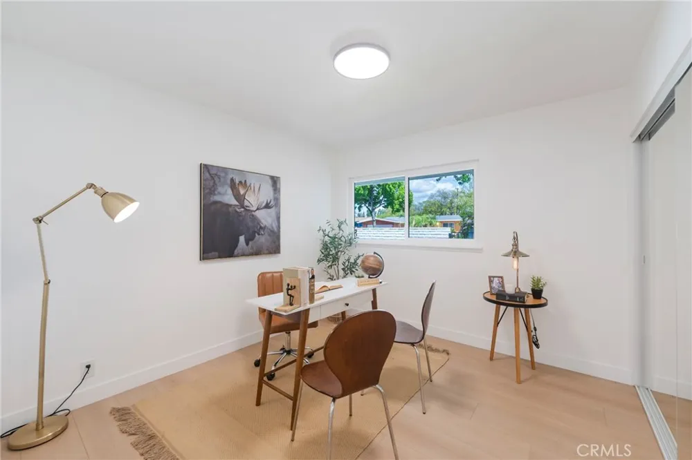1018 Wright Santa Ana, CA 92701