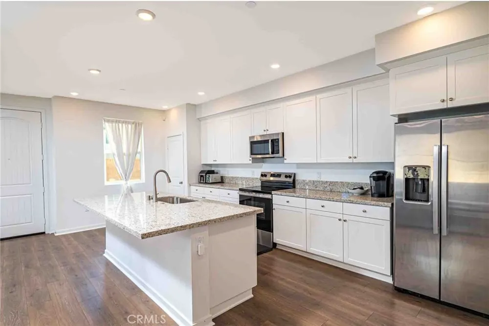 33197 Opal Glass Drive Winchester, CA 92596