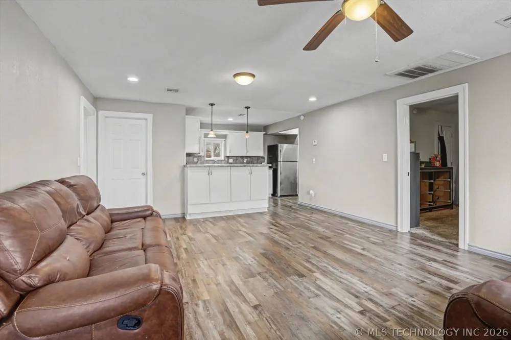 26 S Urbana Street Tulsa, OK 74112