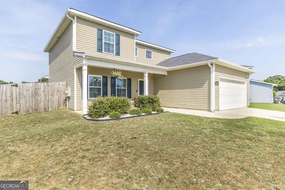 723 Ivy Glen DR Perry, GA 31069