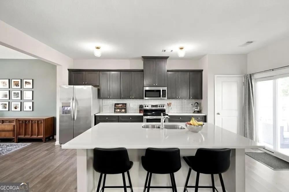 723 Ivy Glen DR Perry, GA 31069