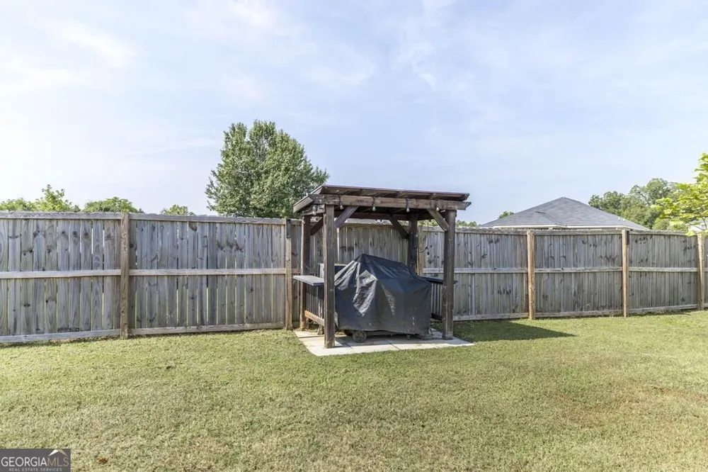 723 Ivy Glen DR Perry, GA 31069