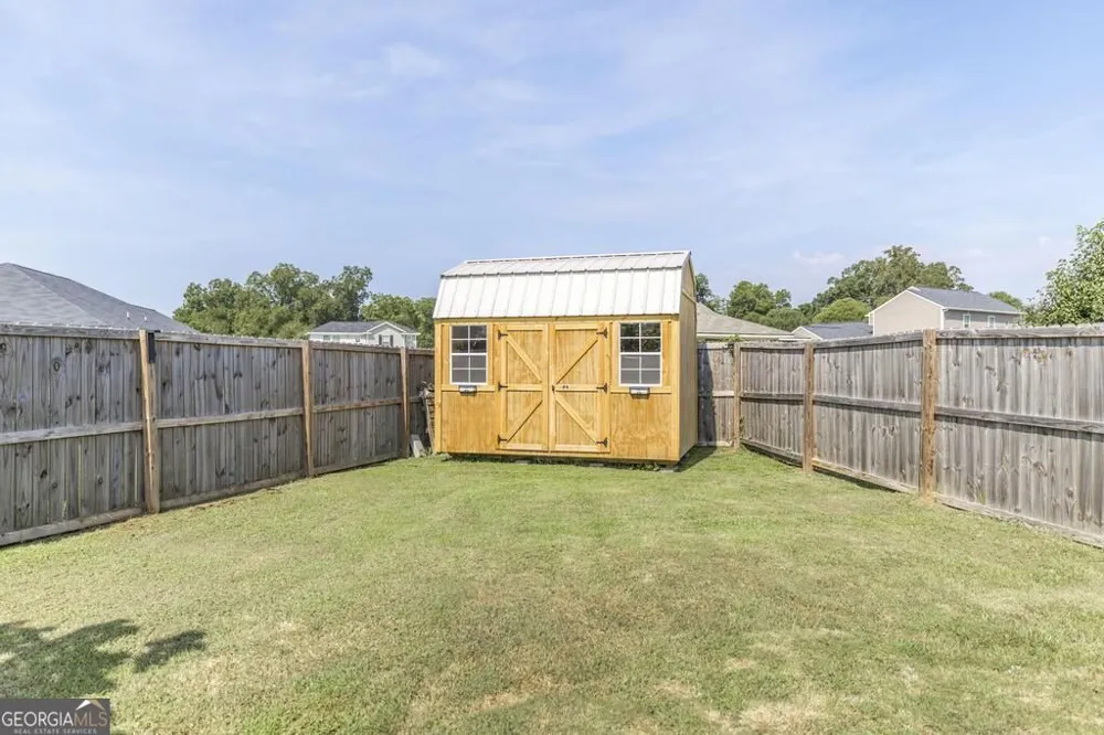 723 Ivy Glen DR Perry, GA 31069