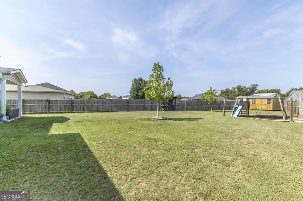723 Ivy Glen DR Perry, GA 31069