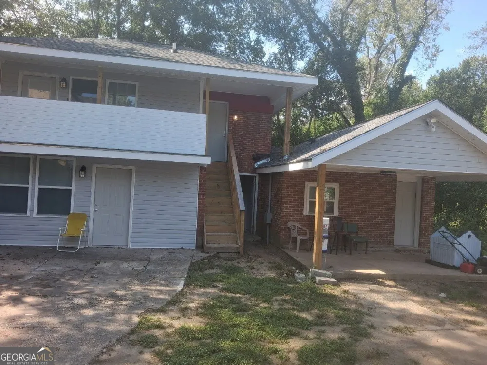 2710 Napier AVE Macon, GA 31204