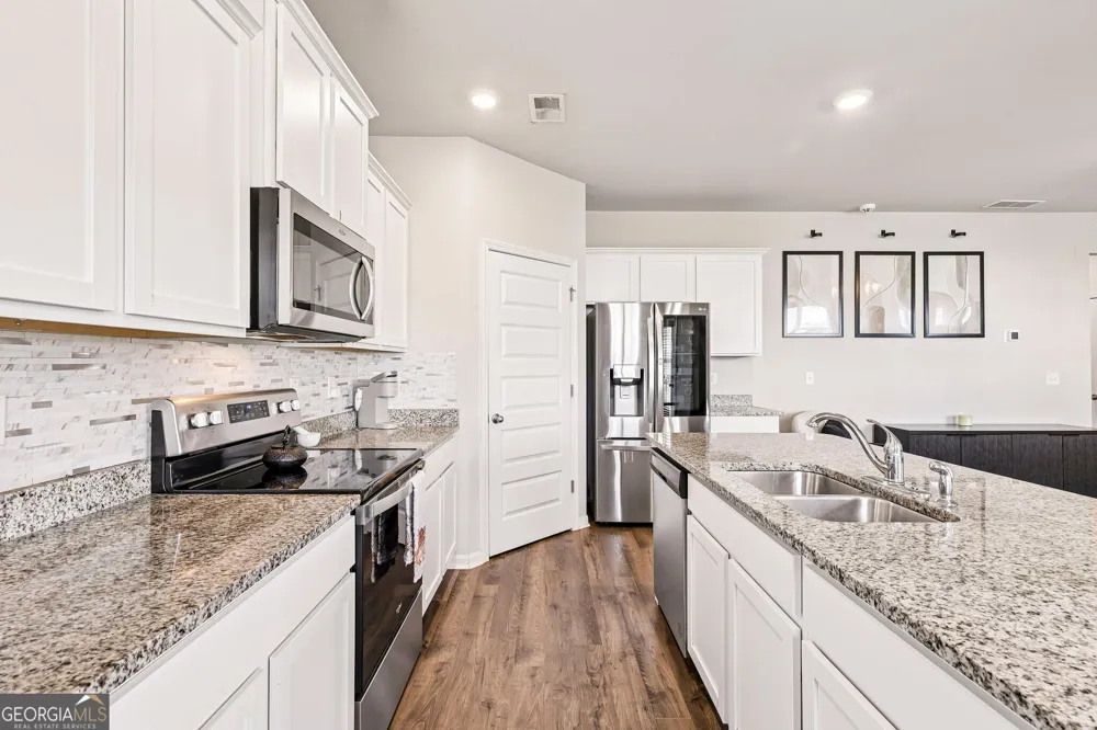 81 Mead CT Hoschton, GA 30548